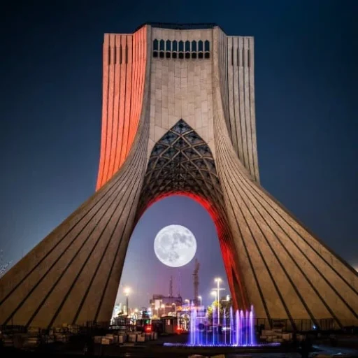 Accomodation close to Azadi Tower
